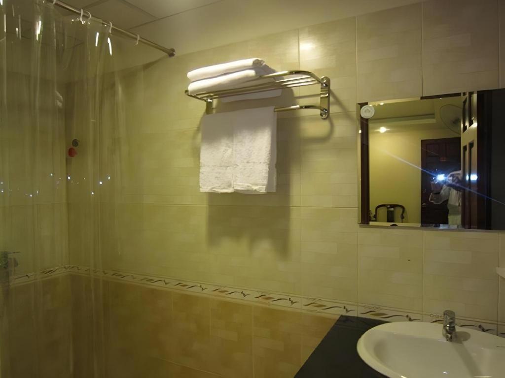 Nui Thanh Hotel Ciudad Ho Chi Minh  Exterior foto